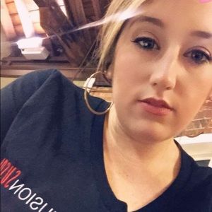 Meet your Posher, Gwendolynn